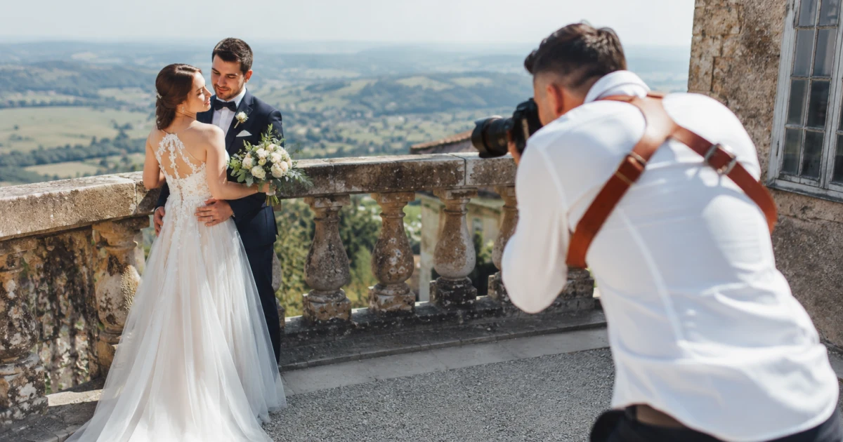 Cât costă un fotograf de nuntă în România în 2026?