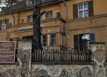 Avocat Roșu Claudiu