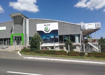 Ivas Complex Auto