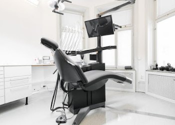 Clinica stomatologică l'Atelier Dentaire