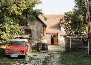 Viscri 32: White Barn and Blue House