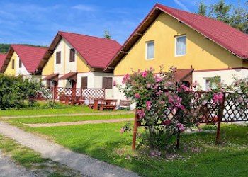 Mojo Budeasa Villas