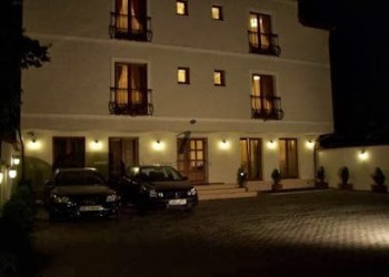 Pension La Rezidenta