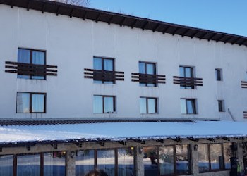 Pensiunea "Colț de Rai"